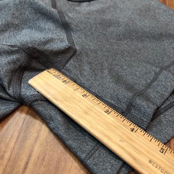 Under Armour Women's Compression 4" Shorts - Picture 6 of 8